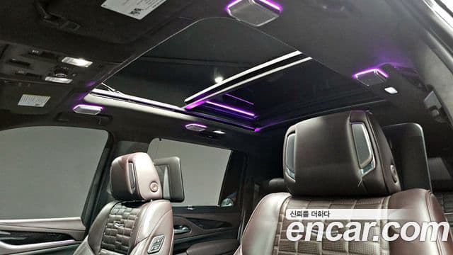 Cadillac Escalade 2023 — Şəkil 18/20