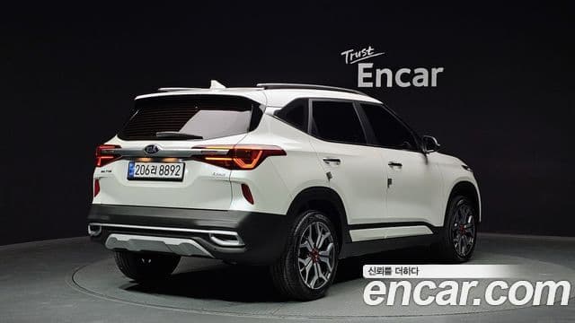 Kia Seltos 2021 — Şəkil 2/20