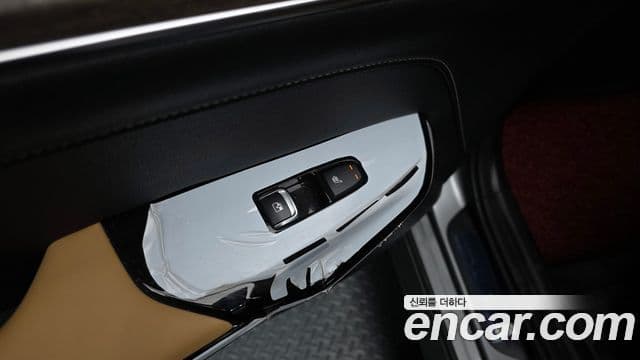 Kia K5 2023 — ფოტო 19/20