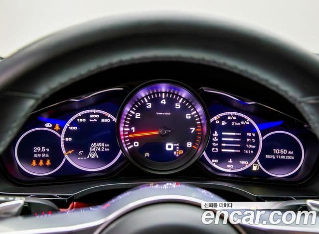 Porsche Cayenne 2022 — ფოტო 5/20