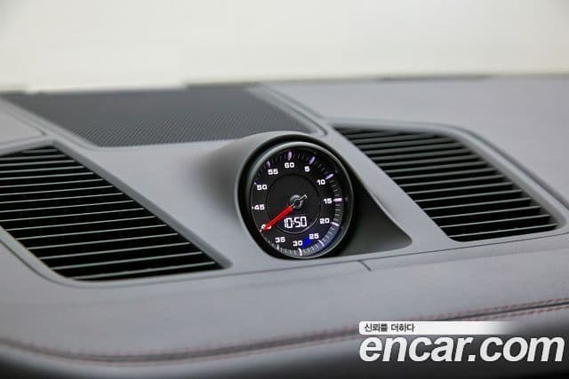 Porsche Cayenne 2022 — ფოტო 2/20