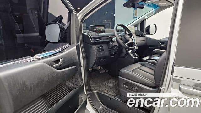 Hyundai Staria 2025 — Фото 10/20