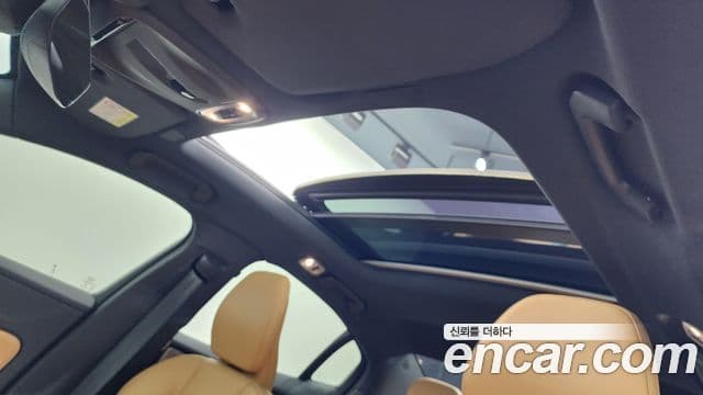 Volvo S60 2021 — ფოტო 18/20
