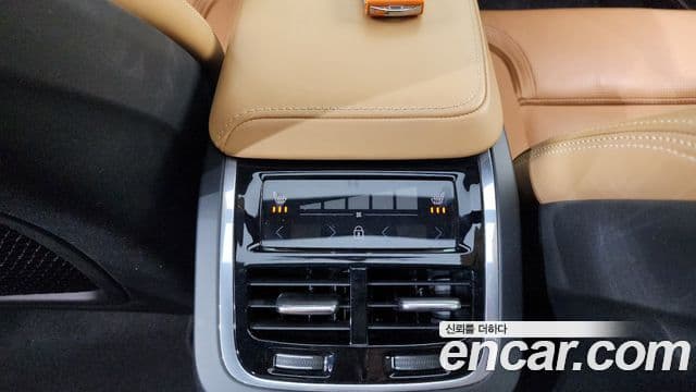 Volvo S60 2021 — фото 20 из 20