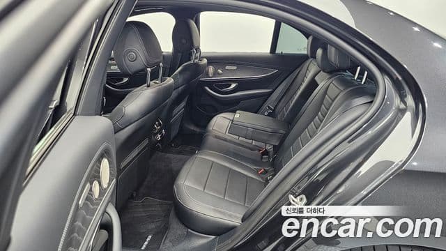 Mercedes-Benz E-Class 2022 — Şəkil 11/20