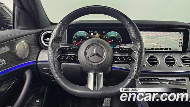 Mercedes-Benz E-Class 2022 — Şəkil 13/20