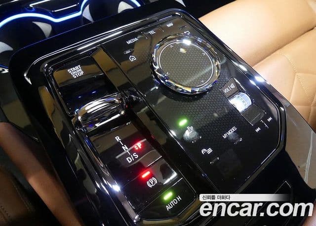 BMW 5 Series 2026 — ფოტო 8/20