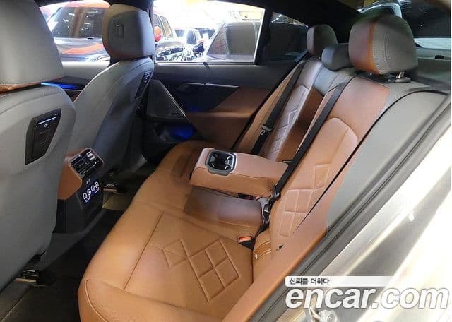 BMW 5 Series 2026 — ფოტო 17/20