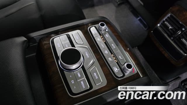 Kia The K9 2021 — ფოტო 18/20