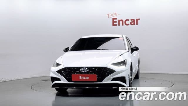 Hyundai Sonata Hybrid 2023 — ფოტო 5/20