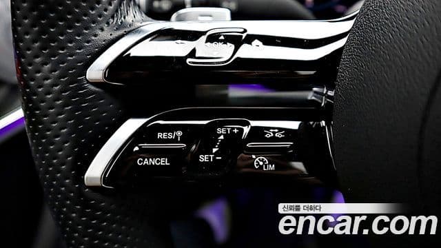 Mercedes-Benz E-Class 2021 — ფოტო 10/20