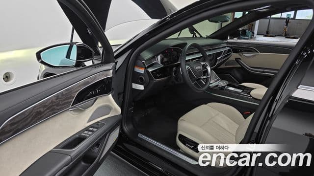 Audi A8 2023 — ფოტო 10/20