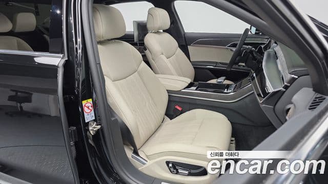 Audi A8 2023 — ფოტო 12/20