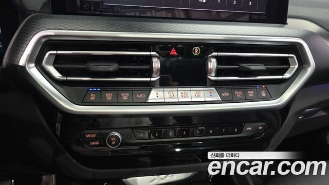 BMW X4 2023 — Photo 7/34
