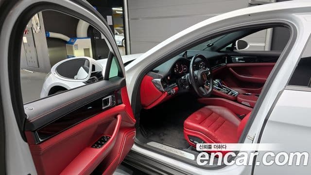 Porsche Panamera 2022 — Şəkil 10/20
