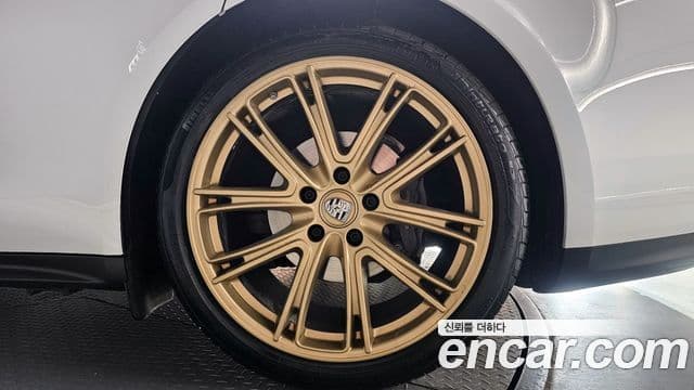 Porsche Panamera 2022 — Photo 6/32