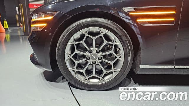 Genesis Electrified G80 2020 — Şəkil 5/20