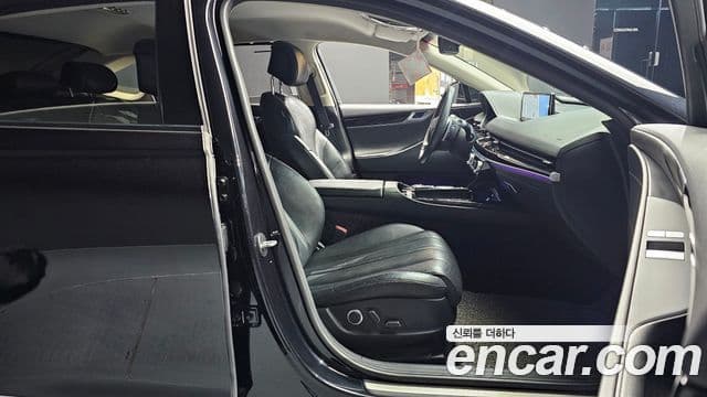 Genesis Electrified G80 2020 — Şəkil 11/20
