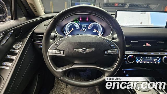 Genesis Electrified G80 2020 — Şəkil 13/20