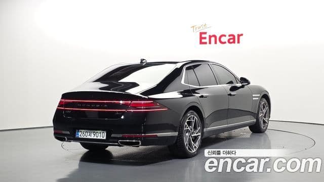 Genesis G90 2023 — Şəkil 2/20