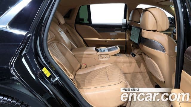 Genesis G90 2023 — Şəkil 11/20