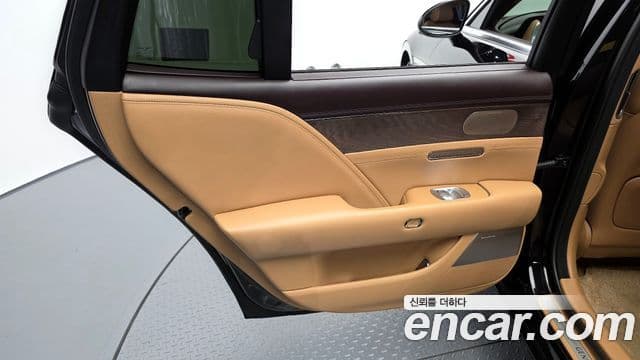 Genesis G90 2023 — Şəkil 12/33