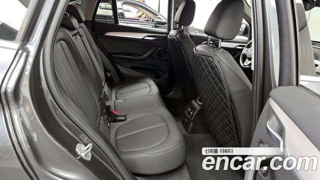 BMW X1 2020 — ფოტო 12/20