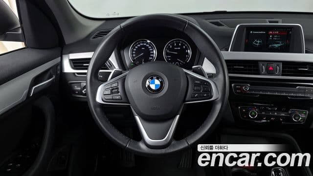 BMW X1 2020 — ფოტო 13/20