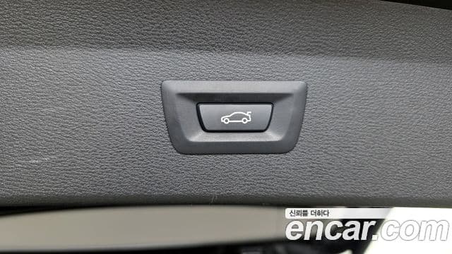BMW X1 2020 — Photo 12/33