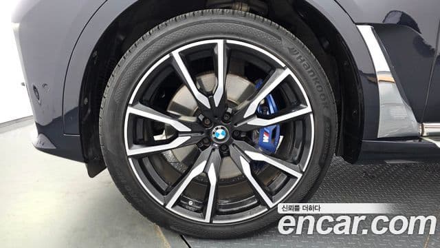 BMW X7 2021 — ფოტო 4/20