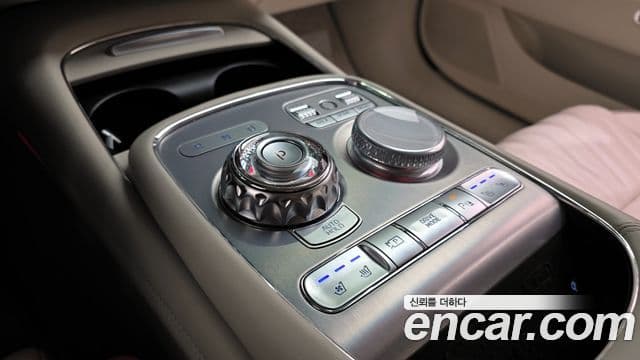 Genesis G90 2023 — ფოტო 9/20