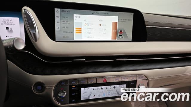 Genesis G90 2023 — ფოტო 14/20