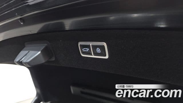 Genesis G90 2023 — ფოტო 14/30