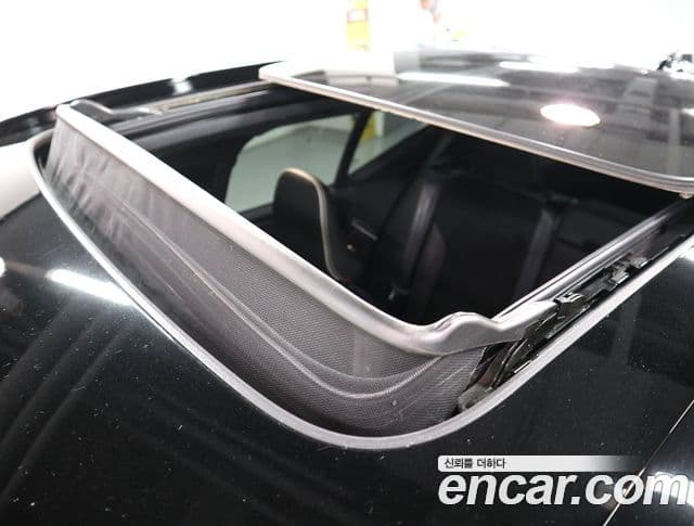 Volvo XC40 2020 — Şəkil 17/20