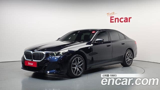 BMW 5 Series 2023 — ფოტო 1/20