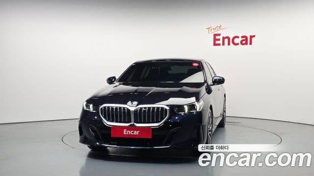 BMW 5 Series 2023 — Şəkil 3/20