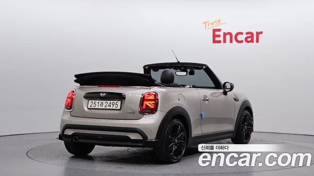 Mini Cooper Convertible 2024 — Şəkil 2/20