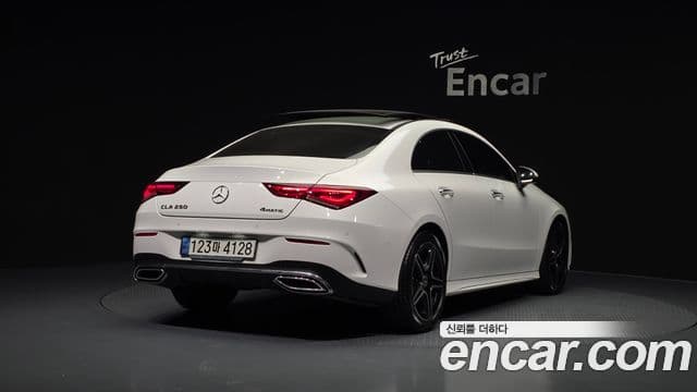Mercedes-Benz CLA-Class 2021 — ფოტო 2/20