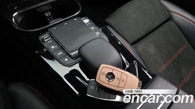 Mercedes-Benz CLA-Class 2021 — ფოტო 18/20
