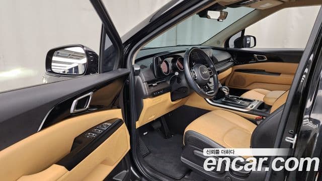 Kia Carnival 2022 — Şəkil 10/20