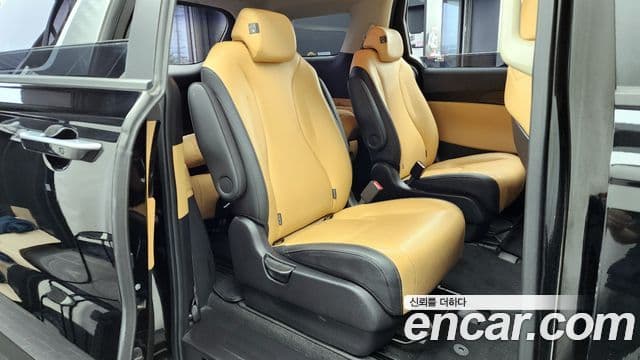 Kia Carnival 2022 — Şəkil 12/20