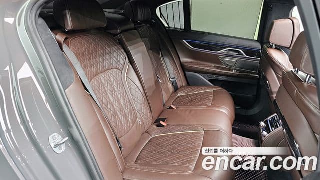 BMW 7 Series 2020 — Şəkil 12/20