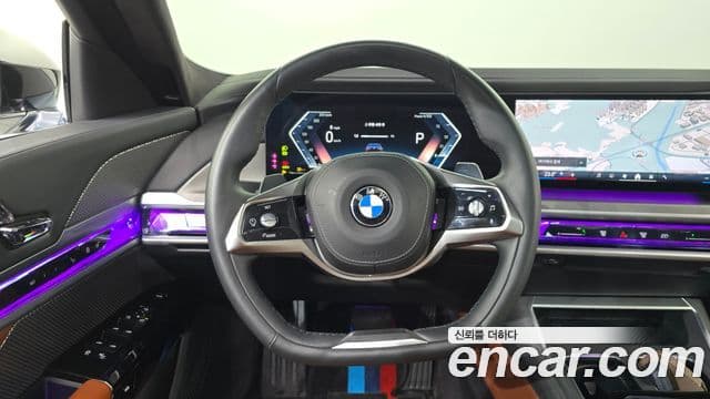 BMW 7 Series 2022 — Şəkil 13/20