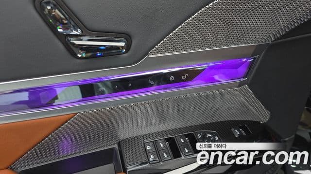 BMW 7 Series 2022 — Photo 27/39