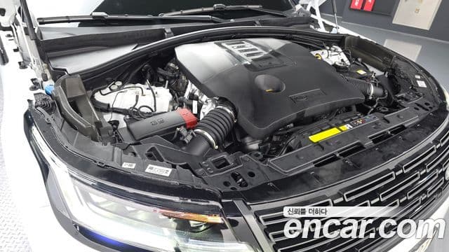 Land Rover Range Rover Velar 2025 — ფოტო 5/20
