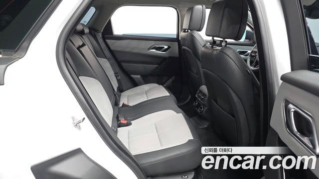 Land Rover Range Rover Velar 2025 — ფოტო 11/20