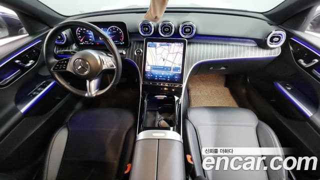 Mercedes-Benz C-Class 2022 — ფოტო 7/20