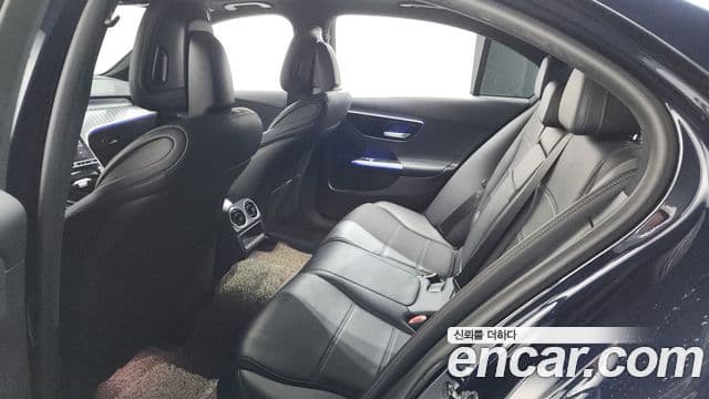 Mercedes-Benz C-Class 2022 — ფოტო 20/20