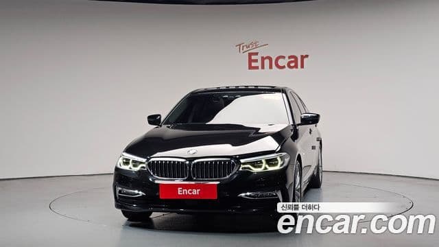 BMW 5 Series 2018 — ფოტო 3/20