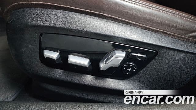 BMW 5 Series 2018 — ფოტო 20/20